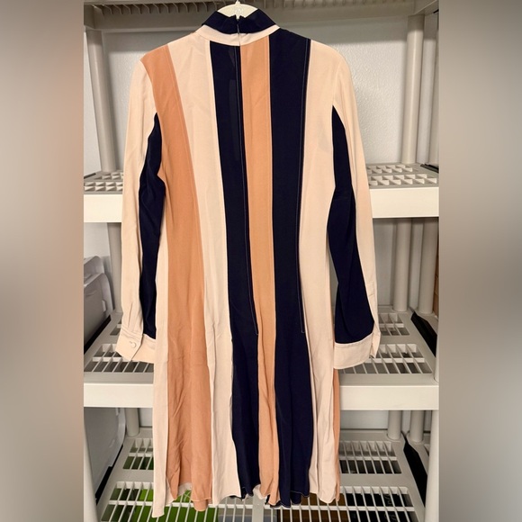 Derek Lam Silk Knee Length Mock Neck Striped Pleated Long Sleeves Keyhole Size 6 - Picture 5 of 12